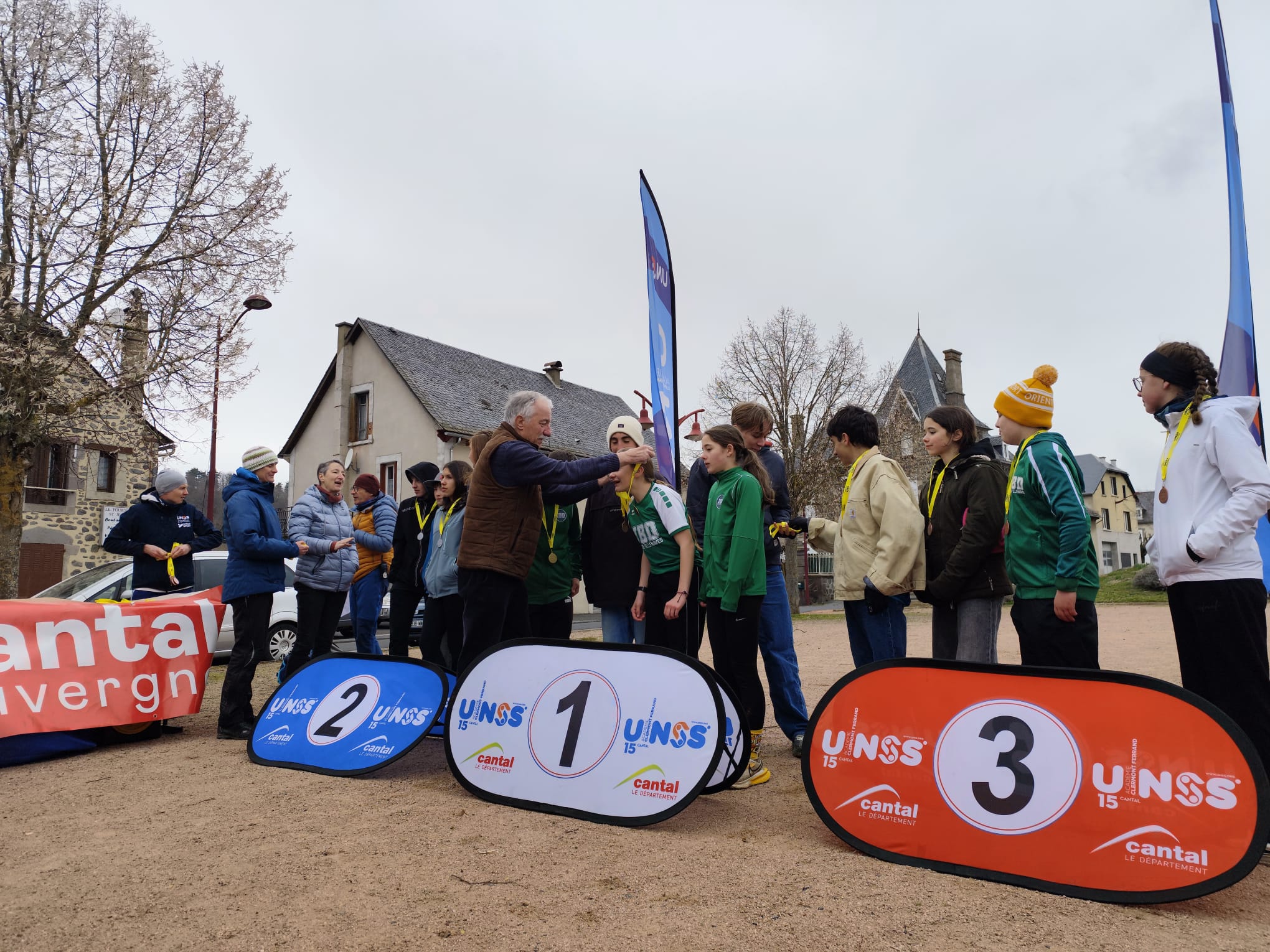 𝐂𝐇𝐀𝐌𝐏𝐈𝐎𝐍𝐍𝐀𝐓 𝐀𝐂𝐀𝐃𝐄𝐌𝐈𝐐𝐔𝐄 𝐃𝐄 𝐑𝐀𝐈𝐃 𝐌𝐔𝐋𝐓𝐈𝐒𝐏𝐎𝐑𝐓